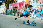 Razor A5 Lux Kick Scooter for Kids Ages 8+ 8 Urethane Wheels, Anodized Finish Featuring Bold Colors and Graphics, for Riders up to 220 lbs (7)